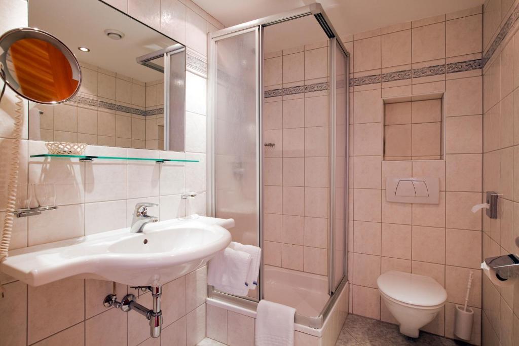 Hotel Tirolerhof Зерфаус Екстериор снимка