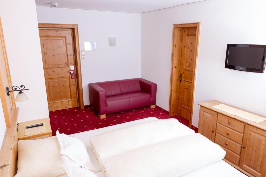 Hotel Tirolerhof Зерфаус Екстериор снимка