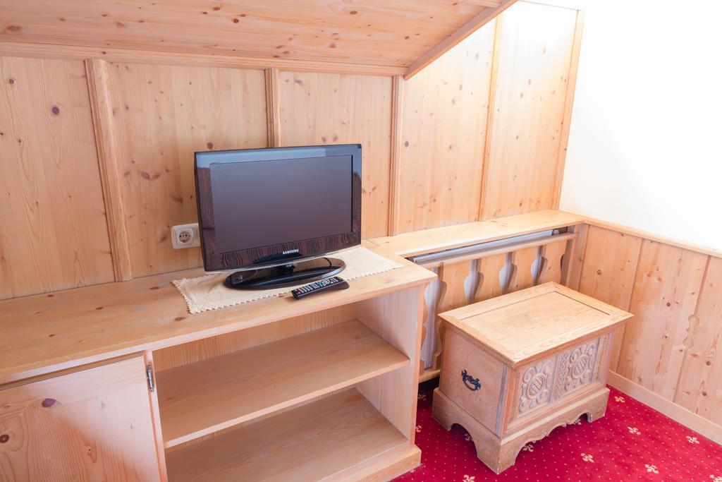 Hotel Tirolerhof Зерфаус Екстериор снимка